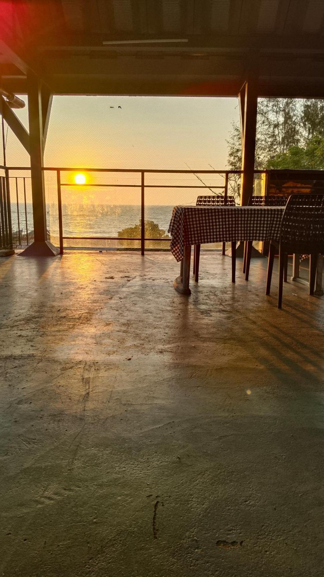 Caspian Beach Resort Alappuzha Exterior photo